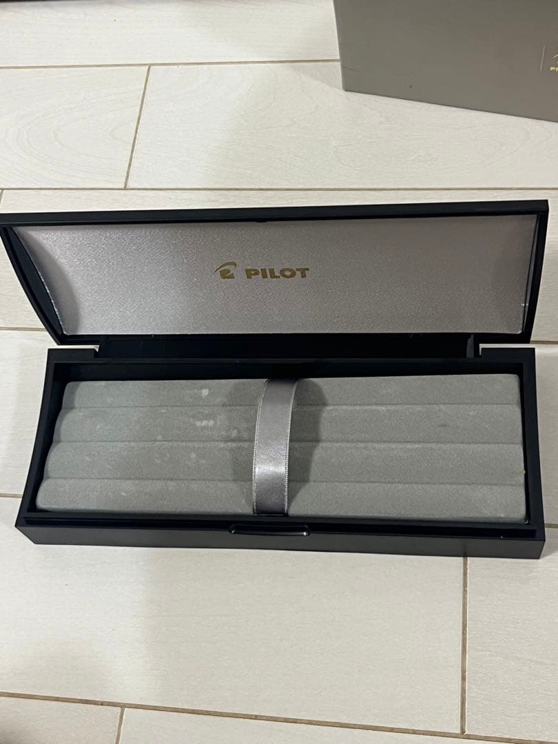 PILOT CUSTOM 14k 585 ケース付き　赤茶色