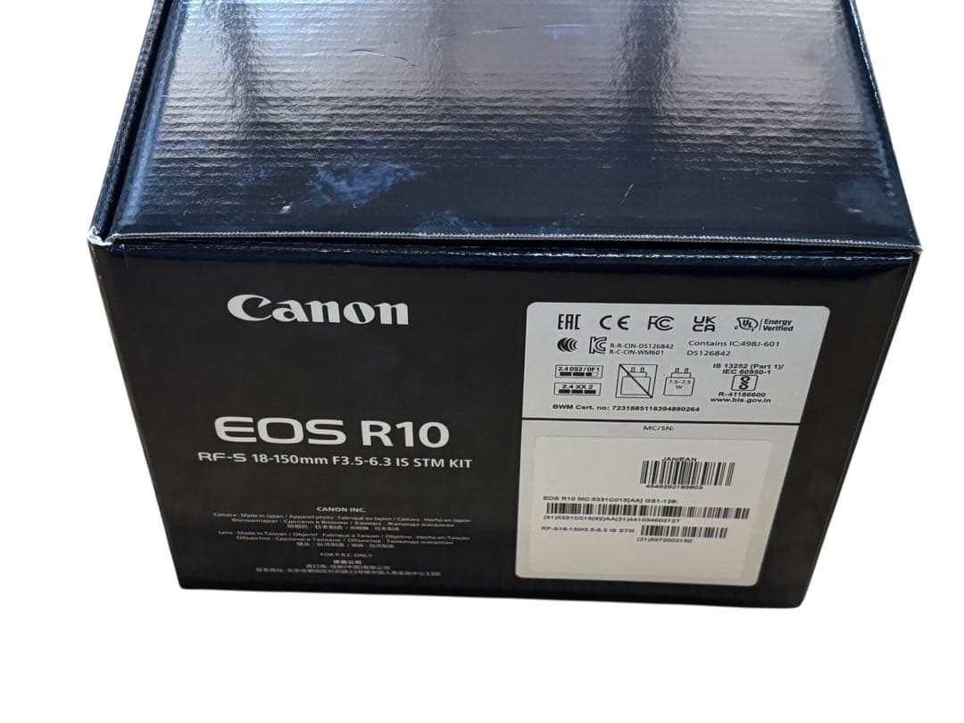 ★新品、未開封★ Canon EOS R10 レンズキット 18-150ｍｍ