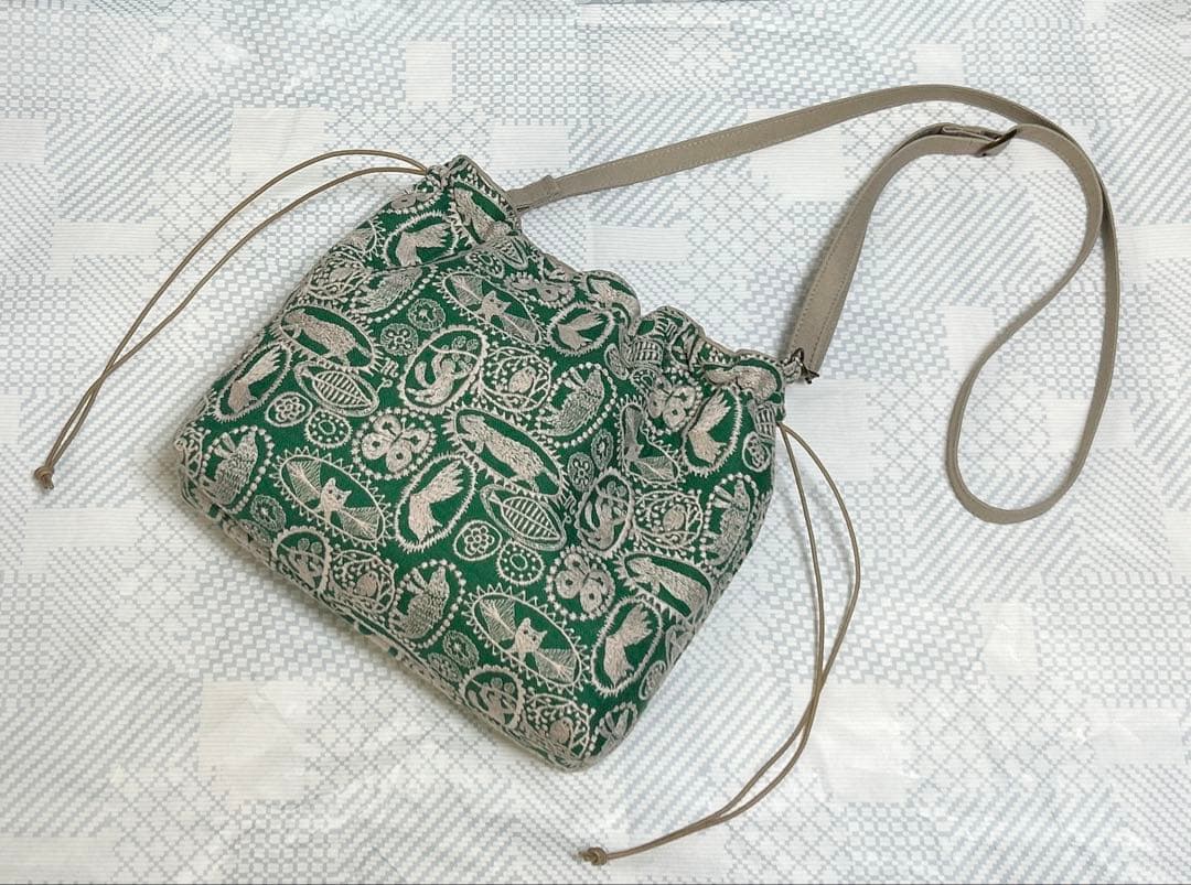 ひまり 様 junglerelief green きんちゃくポシェット