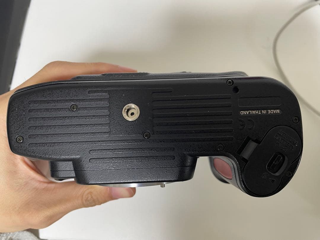 Nikon F80s ボディのみ 動作確認済み　フィルム一眼レフカメラ