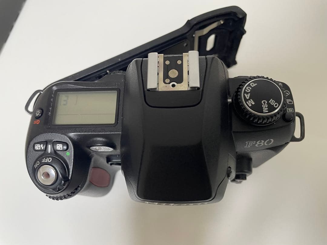 Nikon F80s ボディのみ 動作確認済み　フィルム一眼レフカメラ