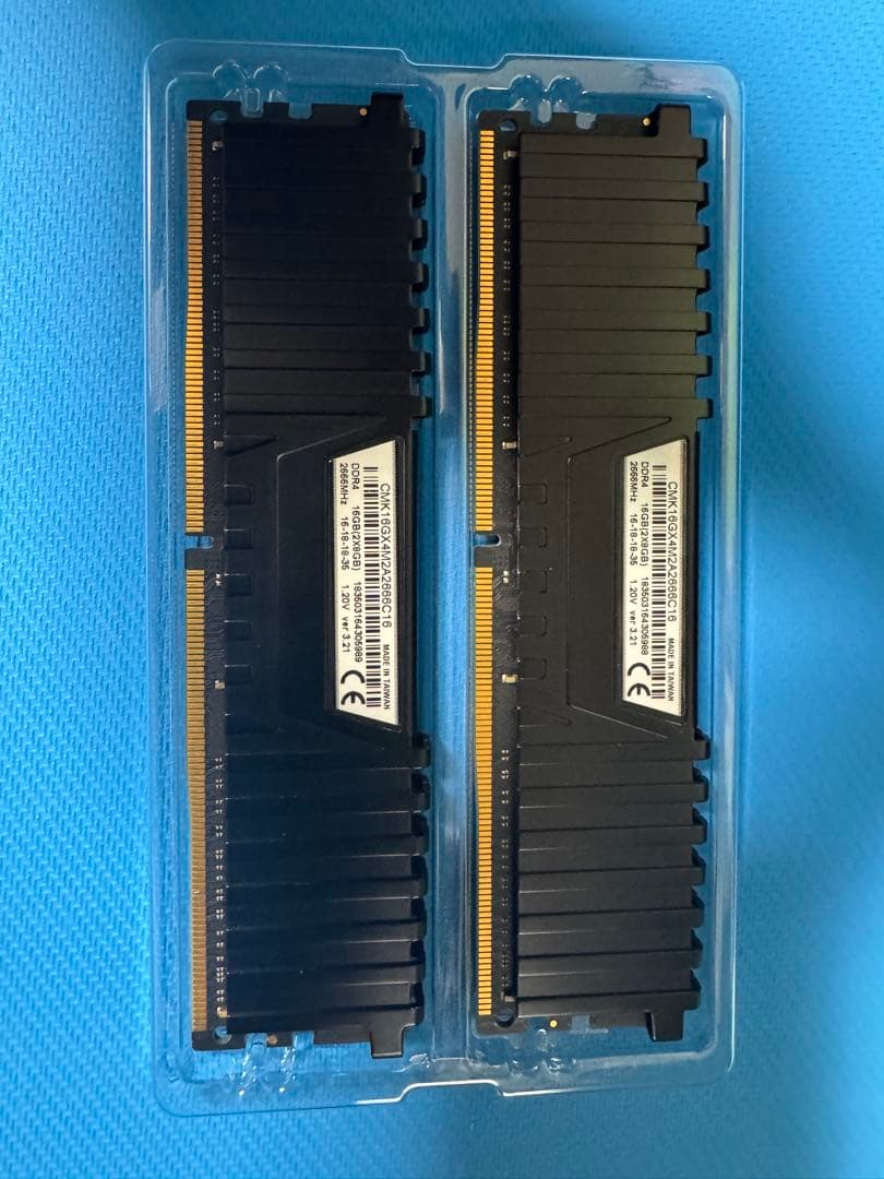 c*m様 Corsair Vengeance DDR4 8GB x2