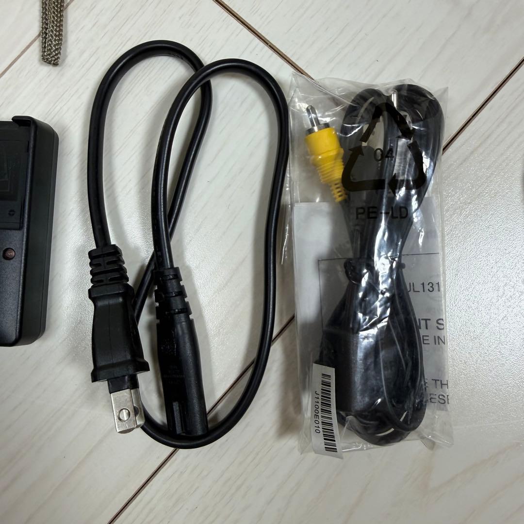 CASIO EXILIM EX-Z270 ピンク　コンデジ　カメラ