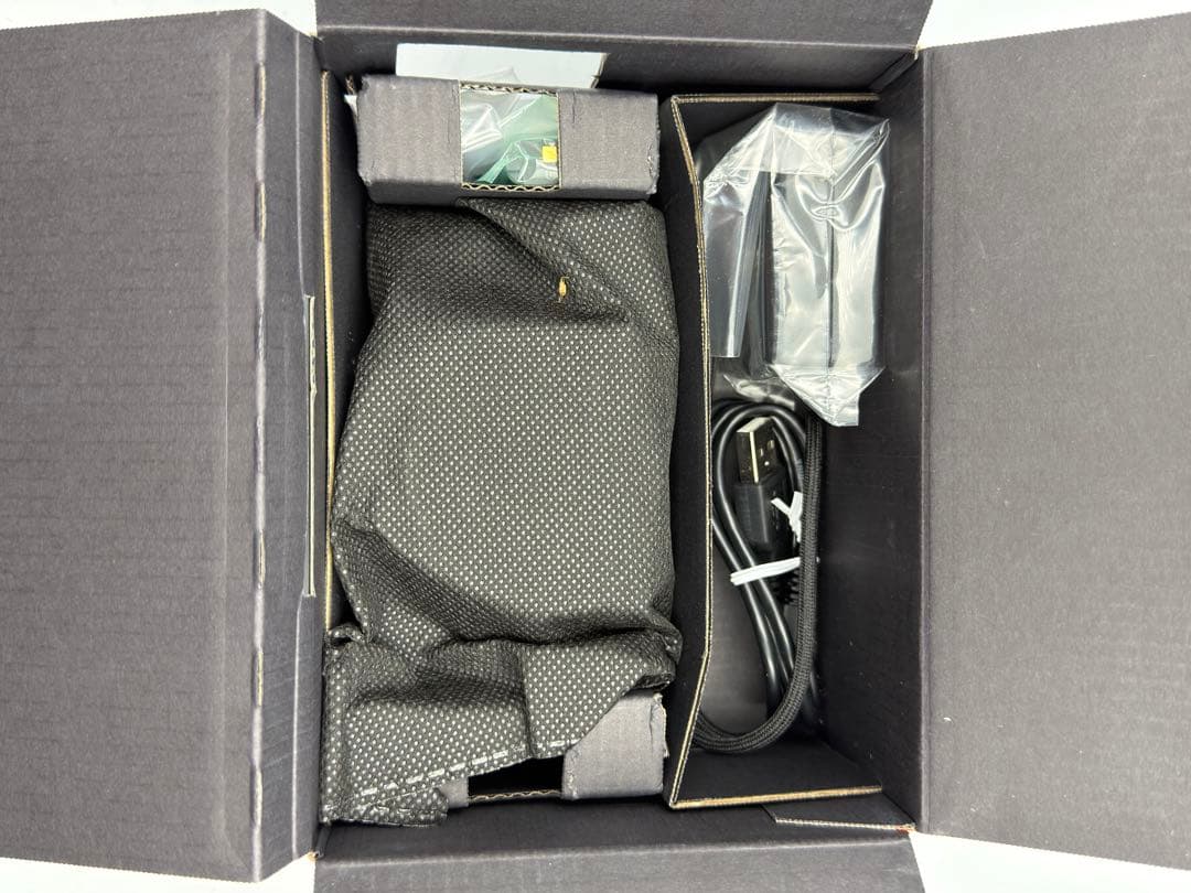 《新品・未使用品》ソニー Cyber-shot DSC-RX100M3