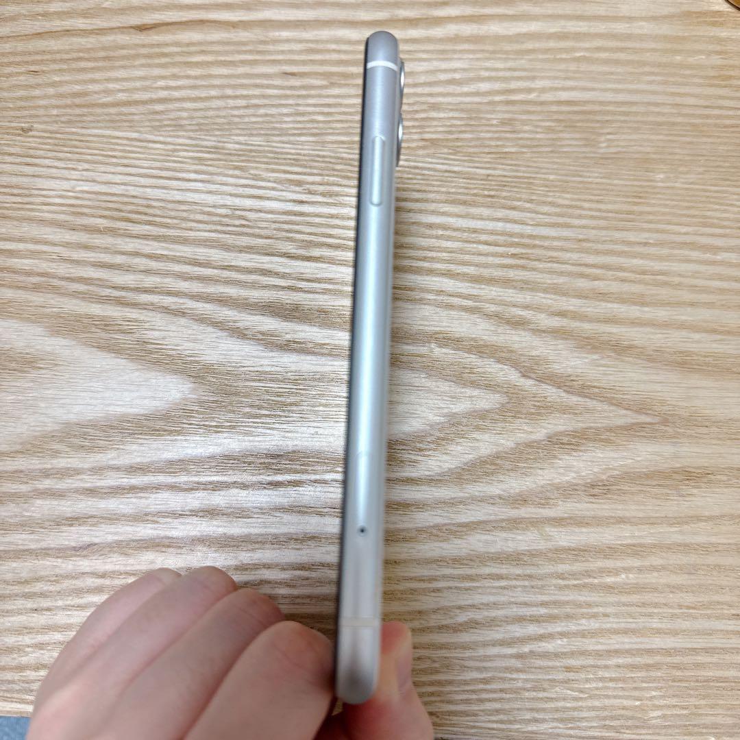 美品　iPhone11 ホワイト128GB バッテリー86%