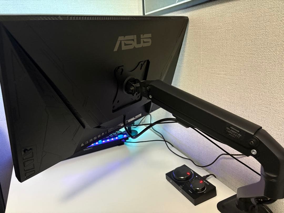 ASUSゲーミングモニター DELLモニター モニターアーム付き