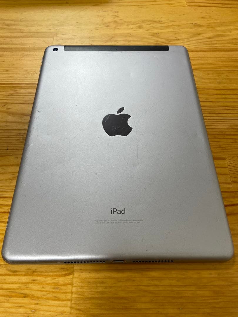 iPad 6世代　SIMフリー 32GB iOS17.7.8 ジャンク