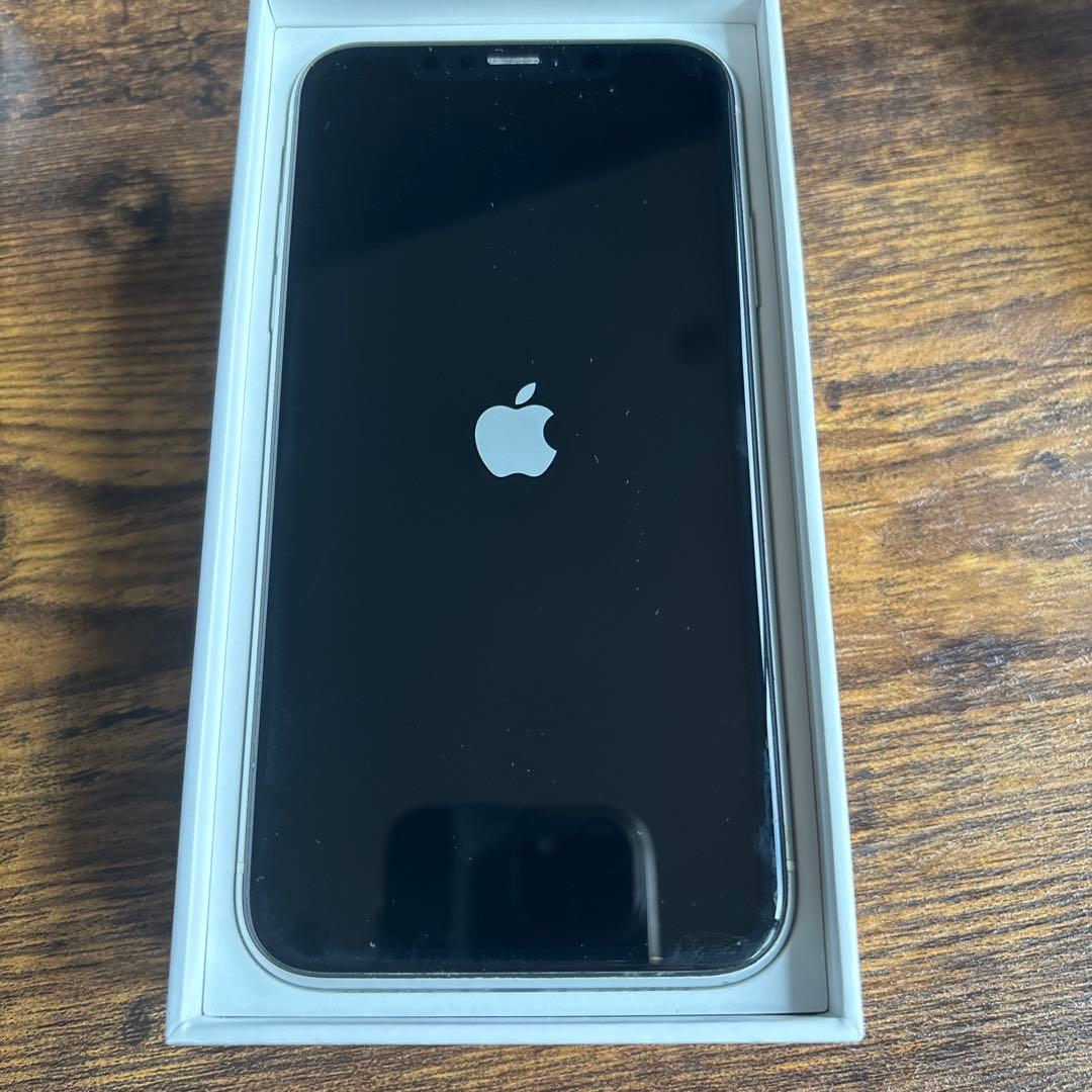スマートフォン本体 iPhone XR Black 128 GB au