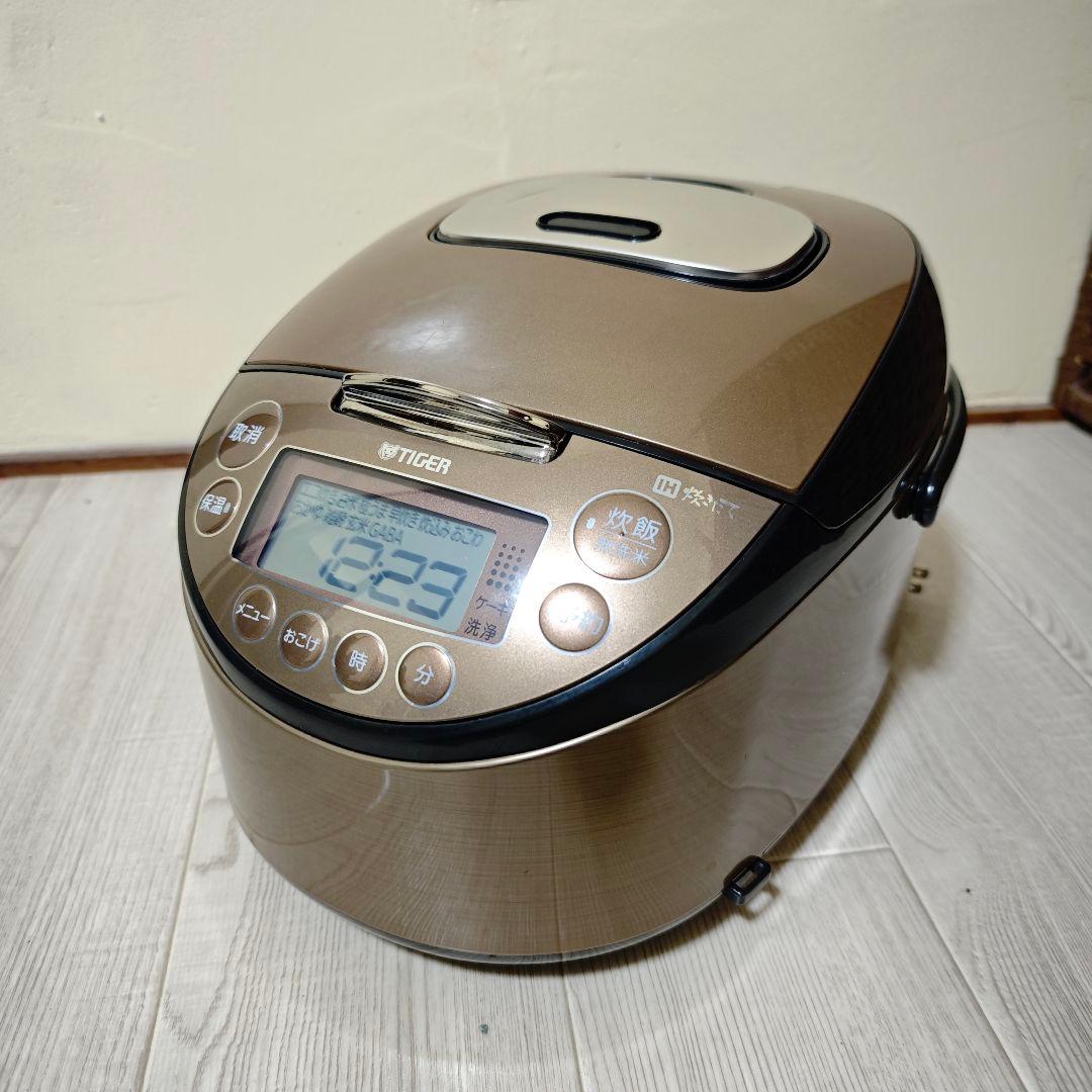 【極美品】タイガー IH炊飯ジャー 「JKT-M100」 2021年製