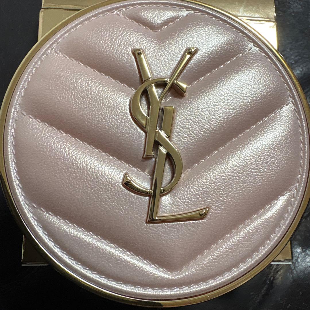 YSL Touche Éclat Glow-Pact Cushion B10