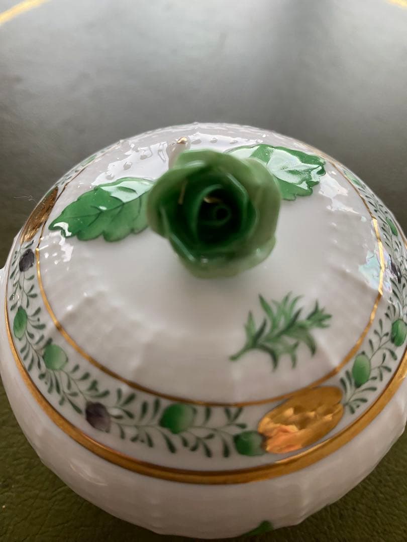 HEREND 蓋付きカップ２客