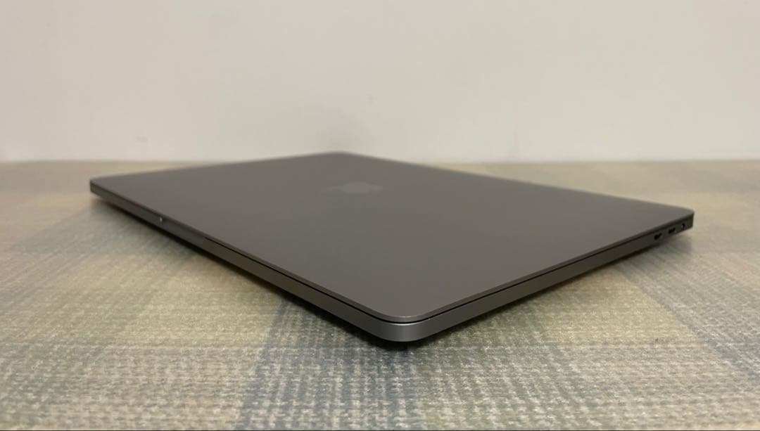 c*o様 美品 MacBook Pro 2K i7/16GB/512GB バッテ