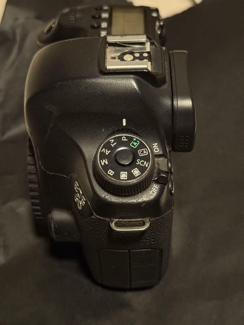 Canon EOS 6D 本体 + 充電器 + バッテリー