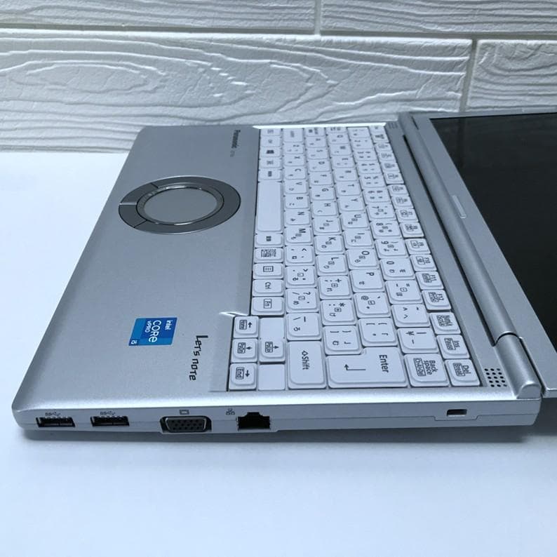 極美品》＊MS Offic2024認証/ 使用時間浅 /レッツノートCF-SV1