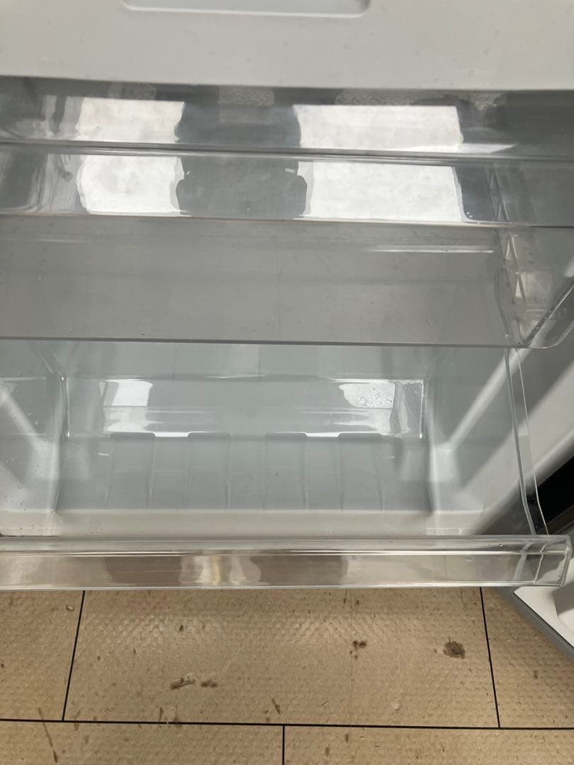 美品 アイリスオーヤマ 冷蔵庫 IRSN-I30A-B 2024年製